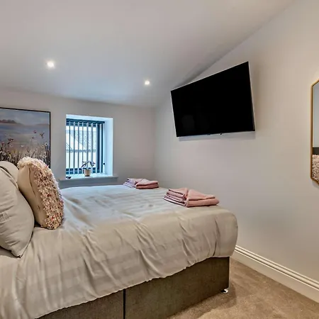 Holiday home 3 Bed In Tollerton 93898 *