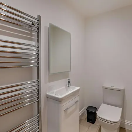 3 Bed In York Oc-93898
